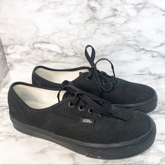 vans triple black
